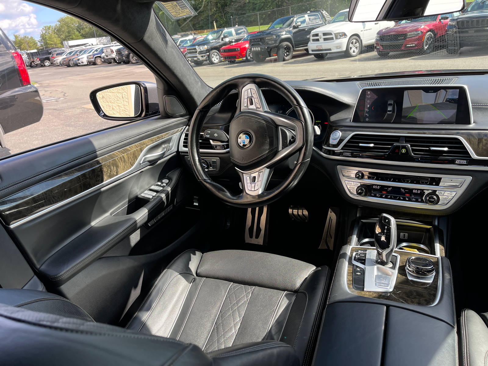 2018 BMW 750i / B7  21