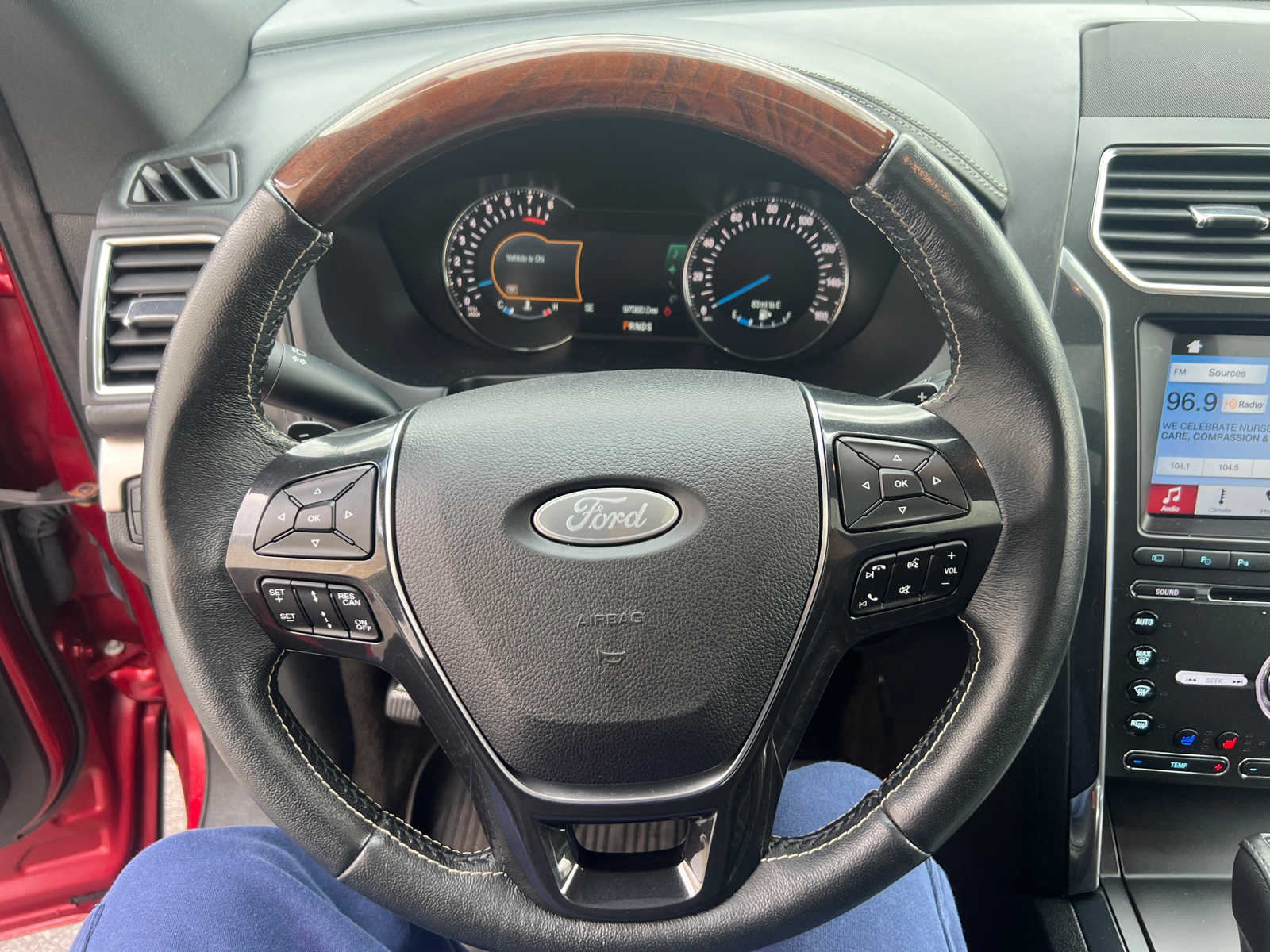 2018 Ford Explorer Platinum 23