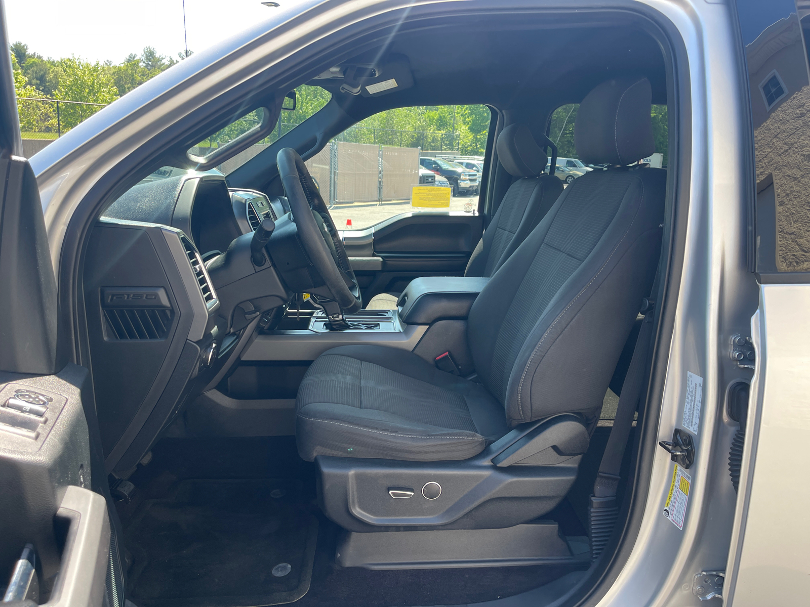 2016 Ford F-150  35