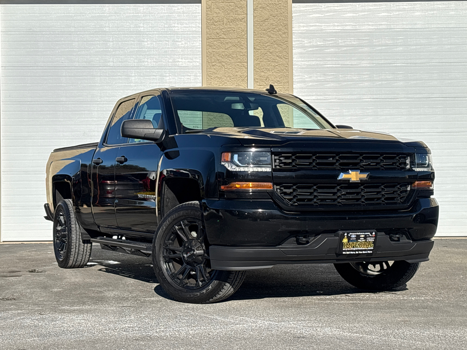 2018 Chevrolet Silverado 1500 Custom 1