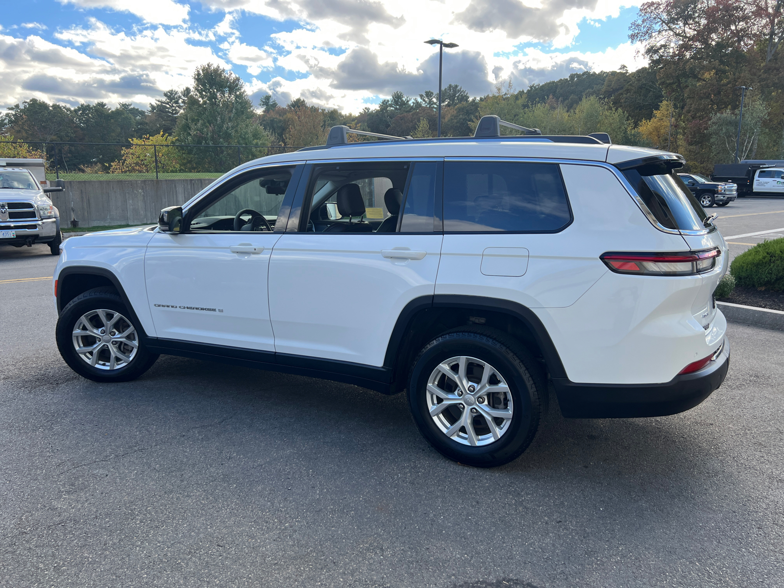 2023 Jeep Grand Cherokee L Limited 6