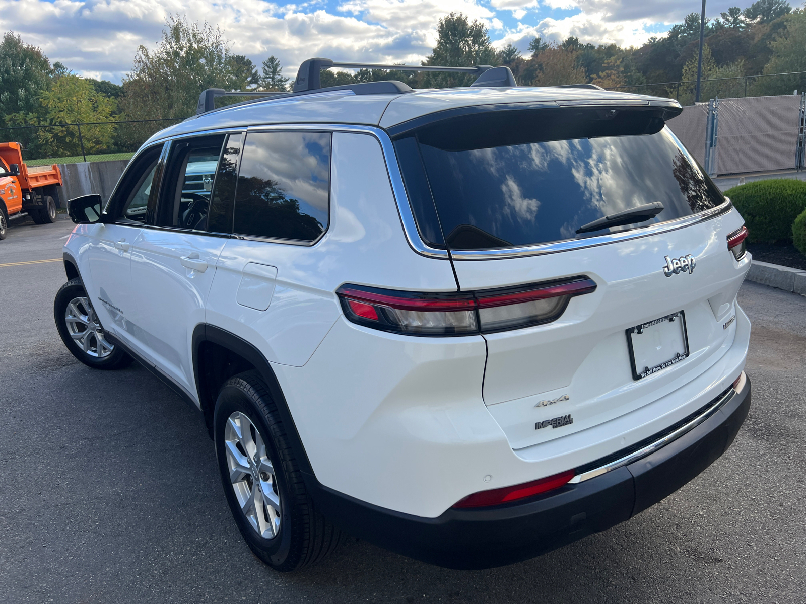 2023 Jeep Grand Cherokee L Limited 8