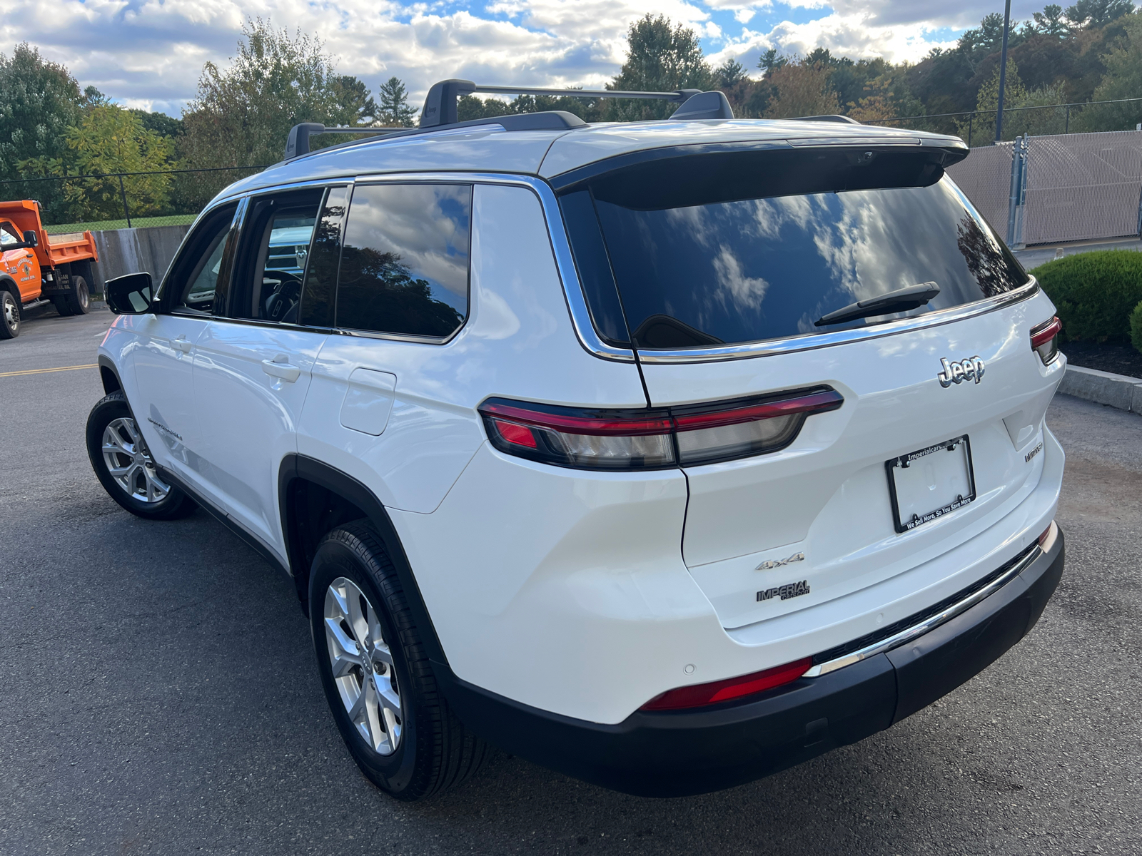 2023 Jeep Grand Cherokee L Limited 9