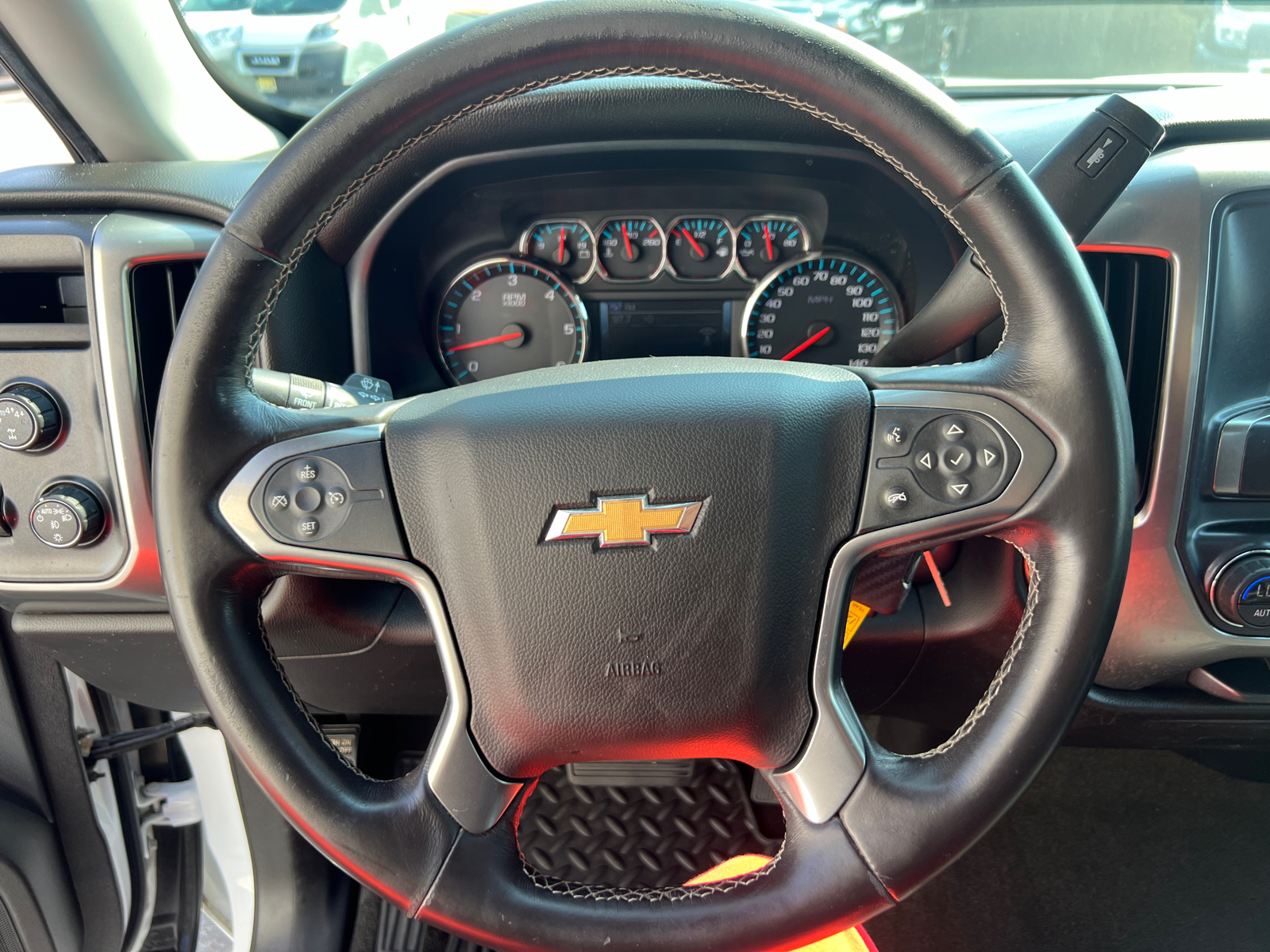 2018 Chevrolet Silverado 1500 LT 21