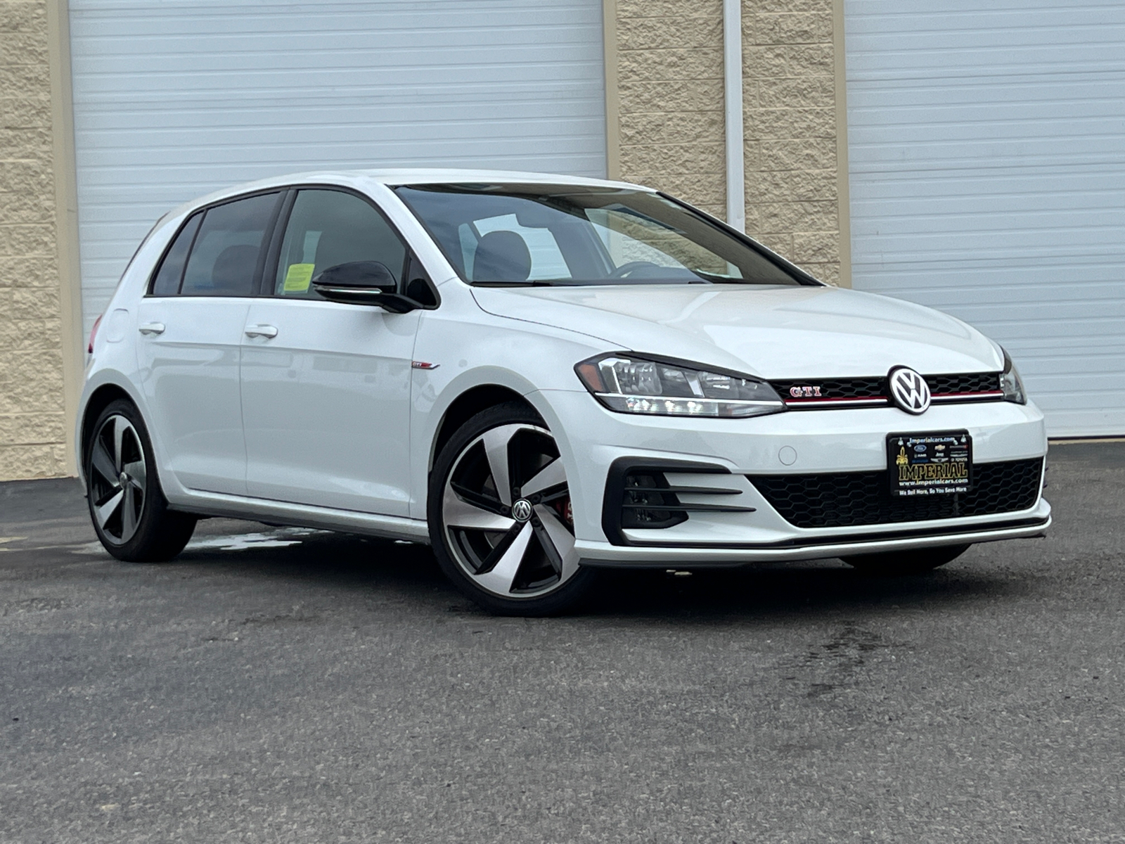 2021 Volkswagen Golf GTI 2.0T S 1