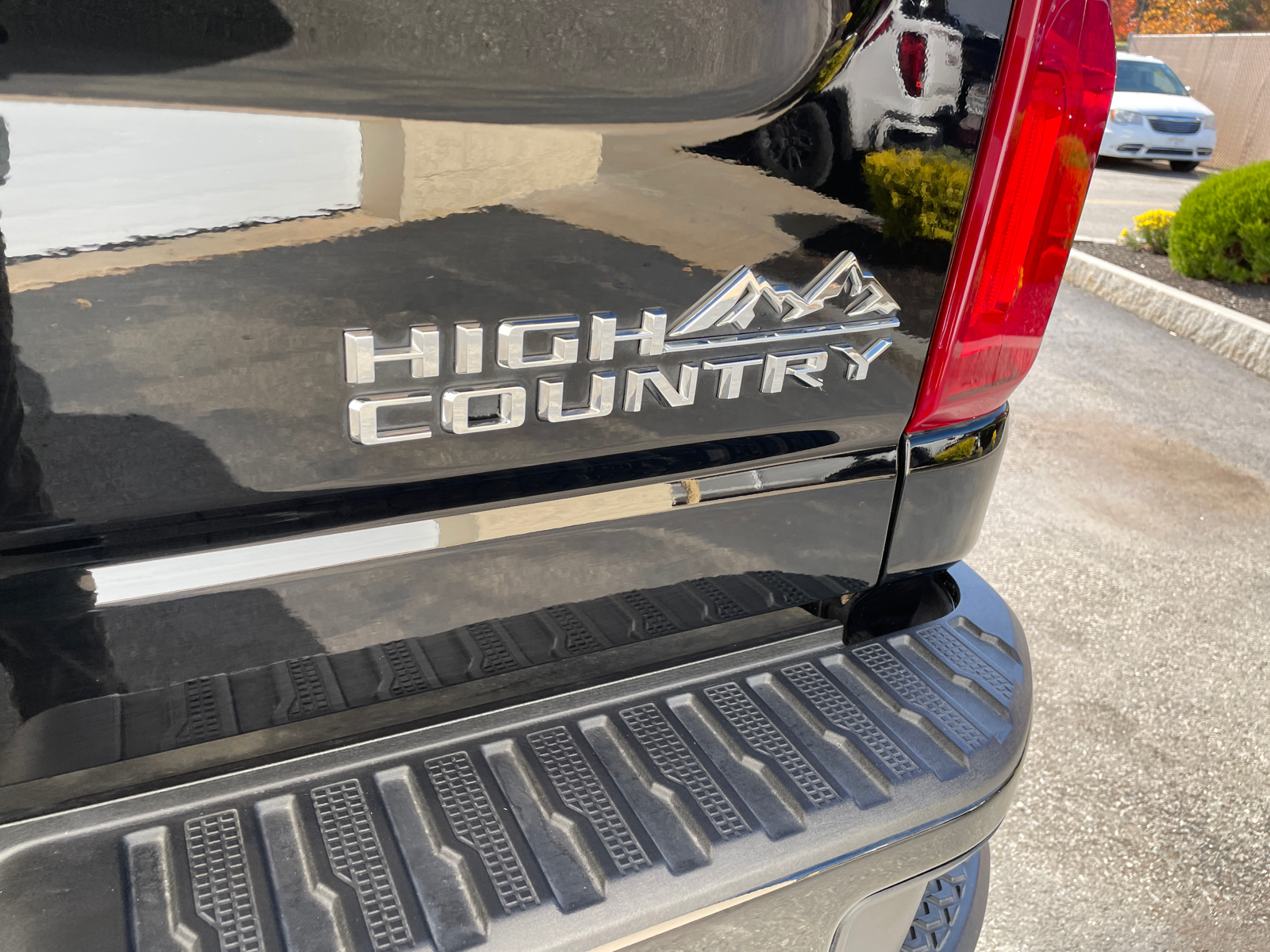 2023 Chevrolet Silverado 3500HD High Country 12