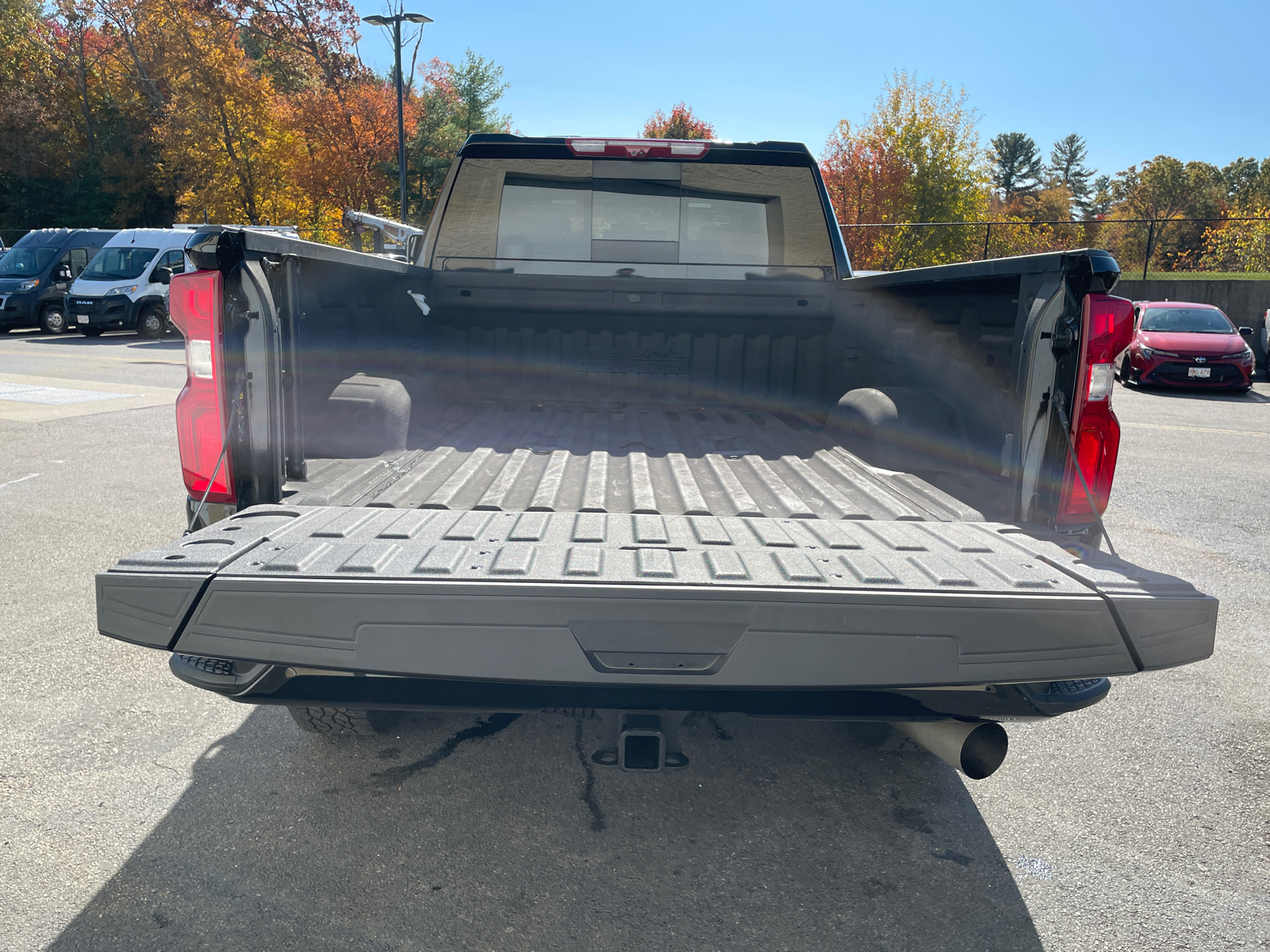 2023 Chevrolet Silverado 3500HD High Country 13