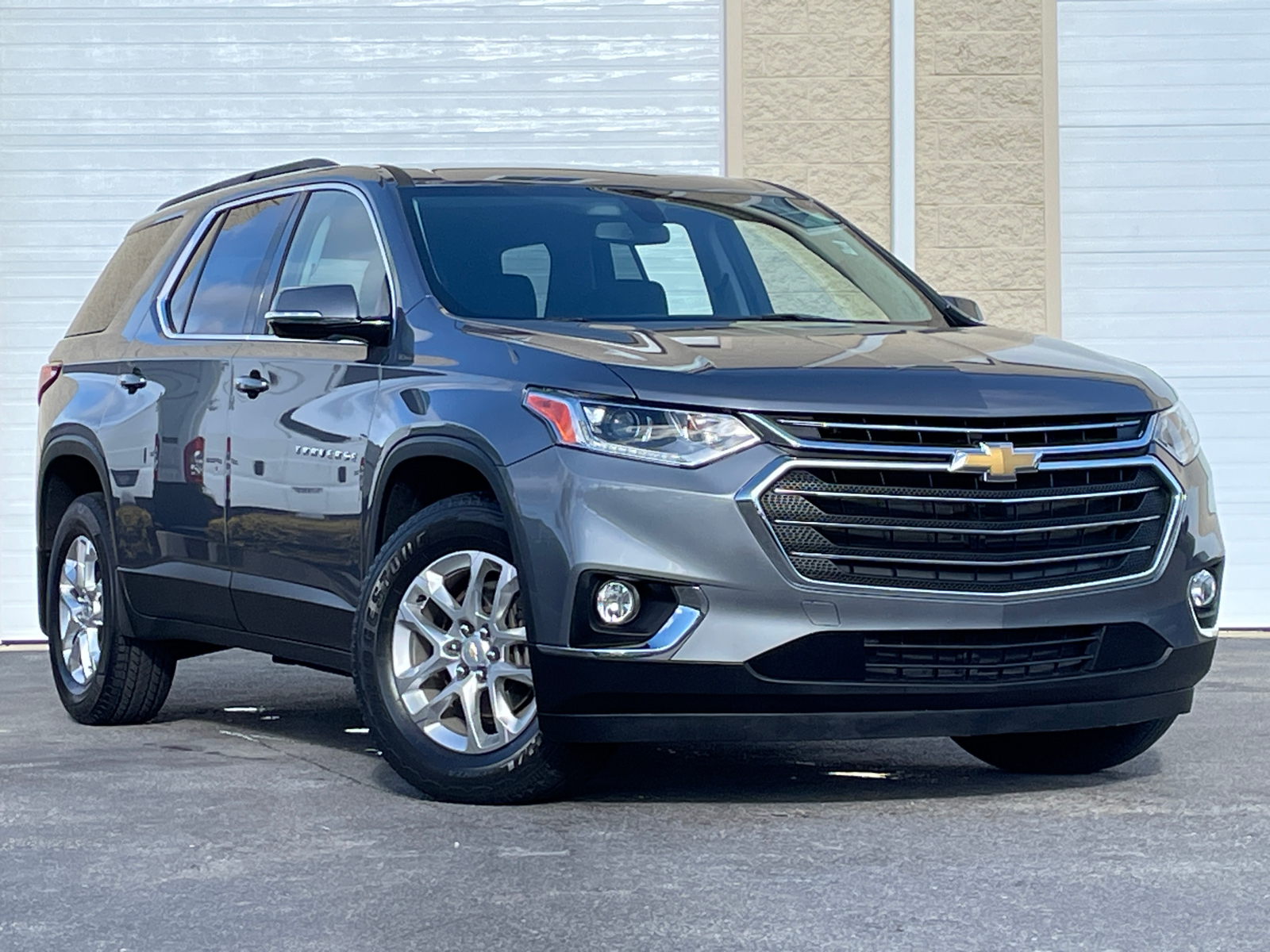 2019 Chevrolet Traverse LT 2