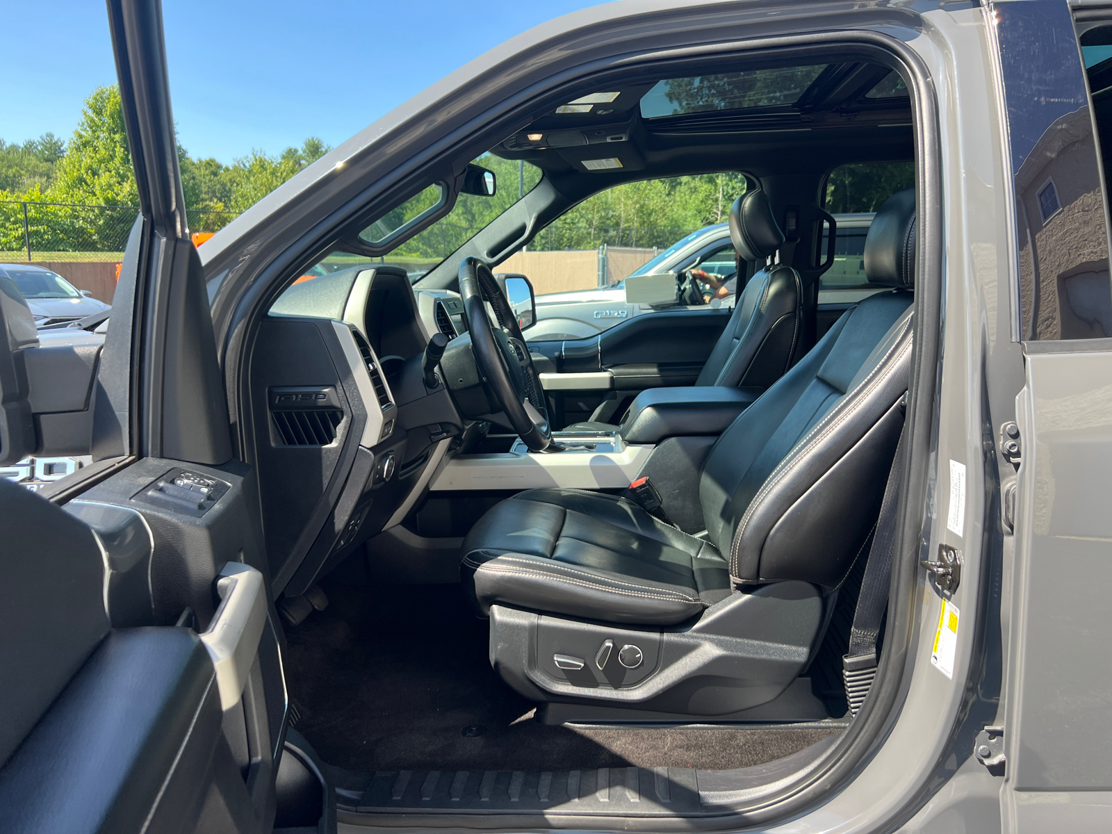 2018 Ford F-150  34