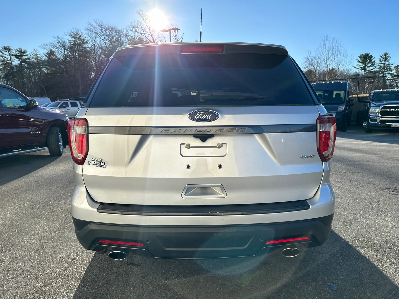 2018 Ford Explorer  8