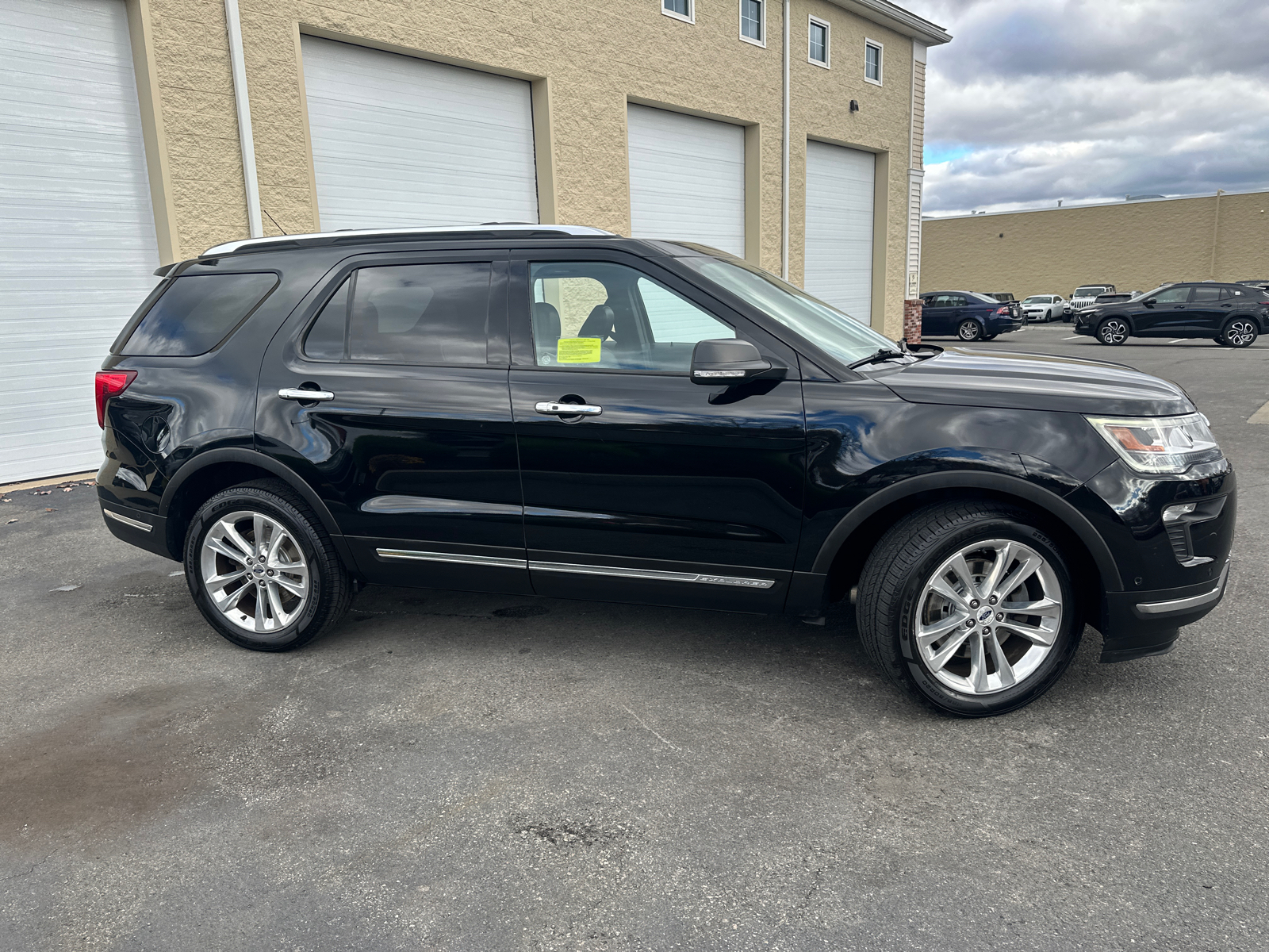 2018 Ford Explorer  11