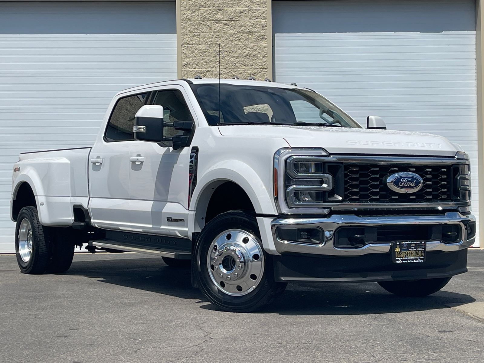 2023 Ford F-450SD Lariat 1