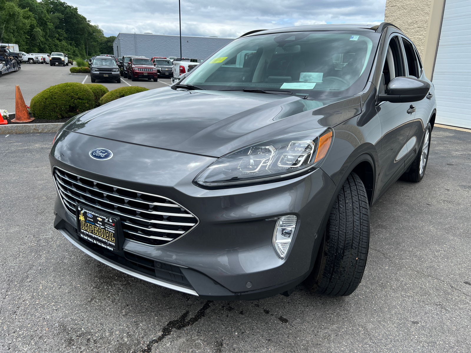 2021 Ford Escape Titanium Hybrid 4