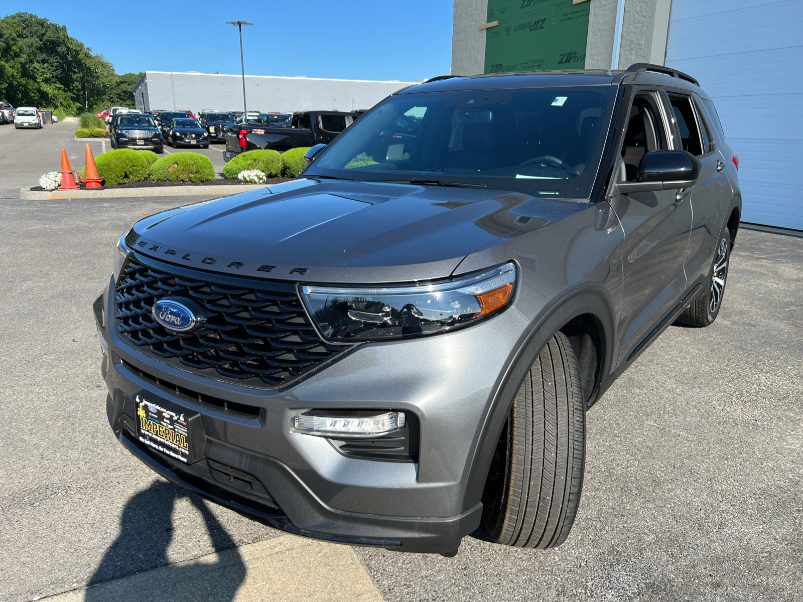 2023 Ford Explorer ST-Line 4