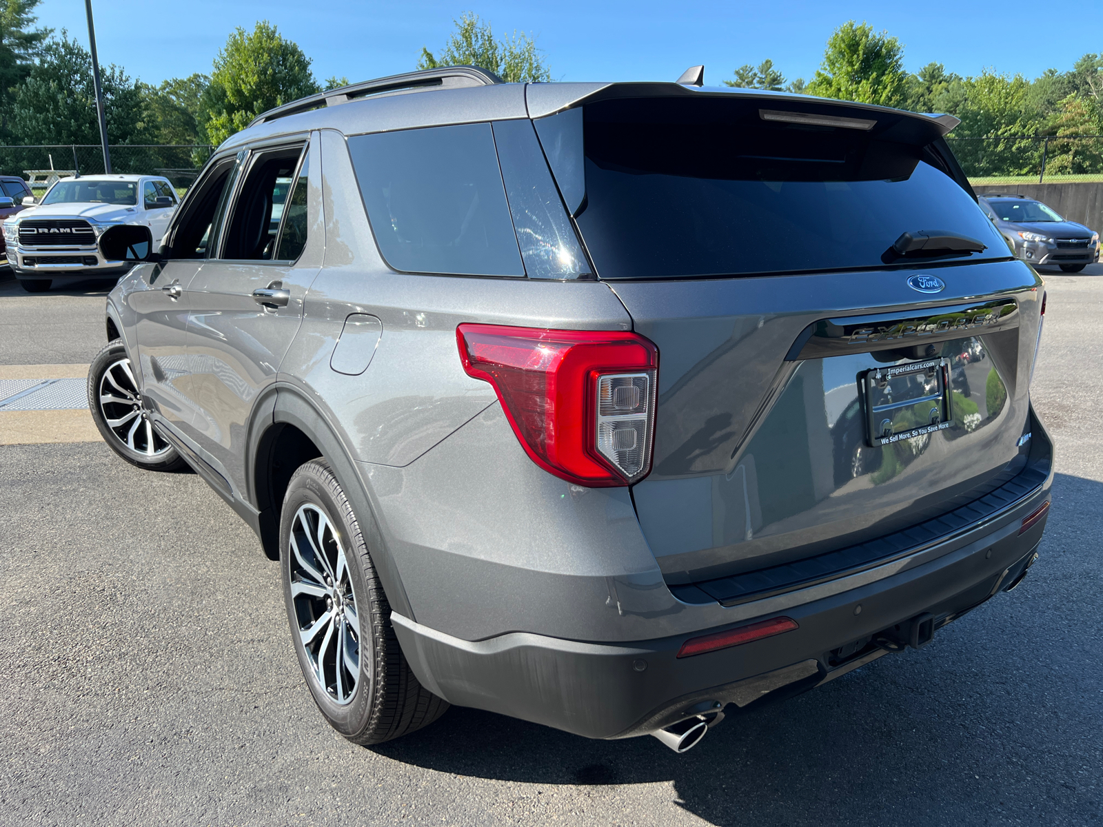 2023 Ford Explorer ST-Line 7