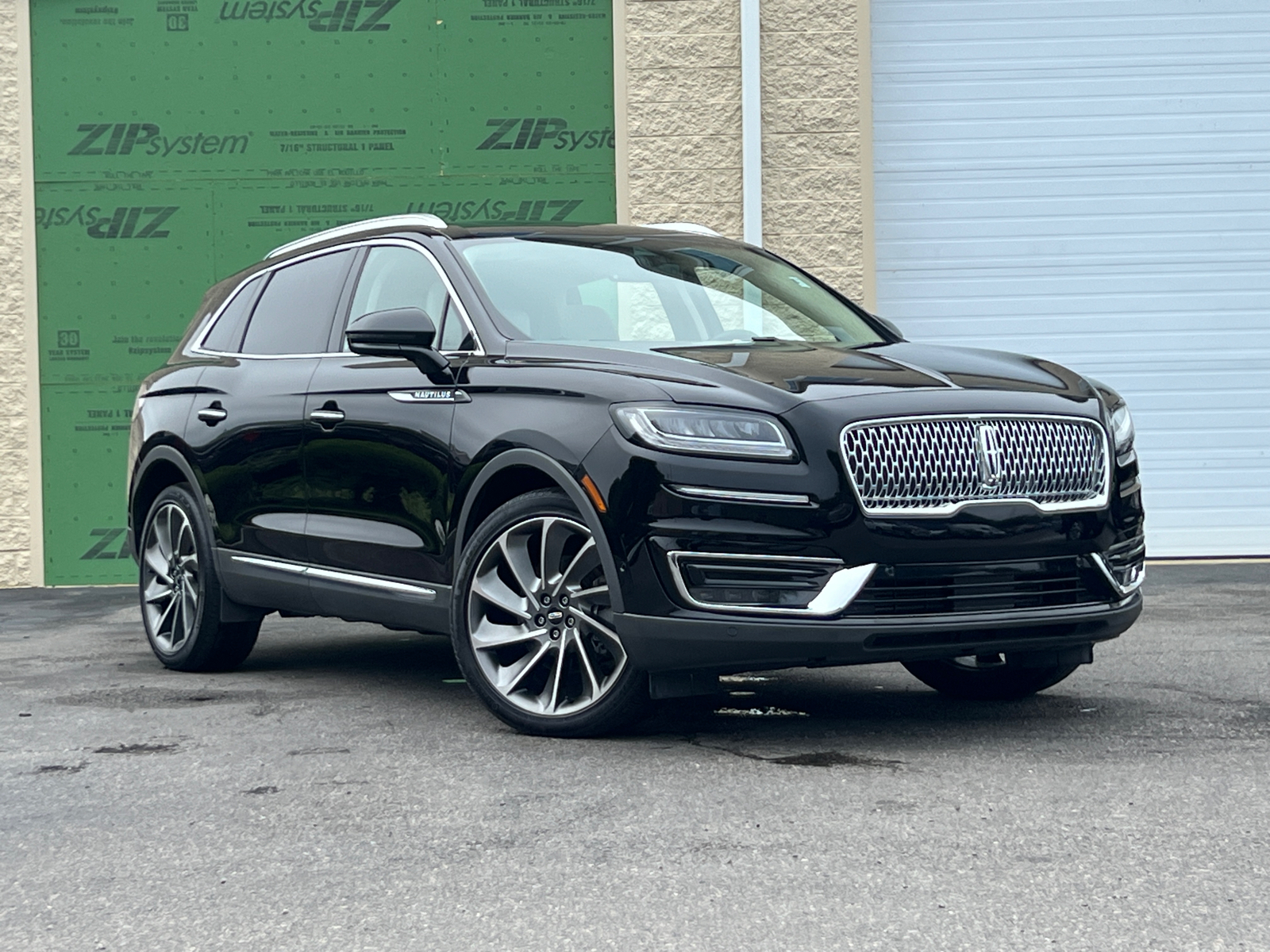 2019 Lincoln Nautilus Reserve 2