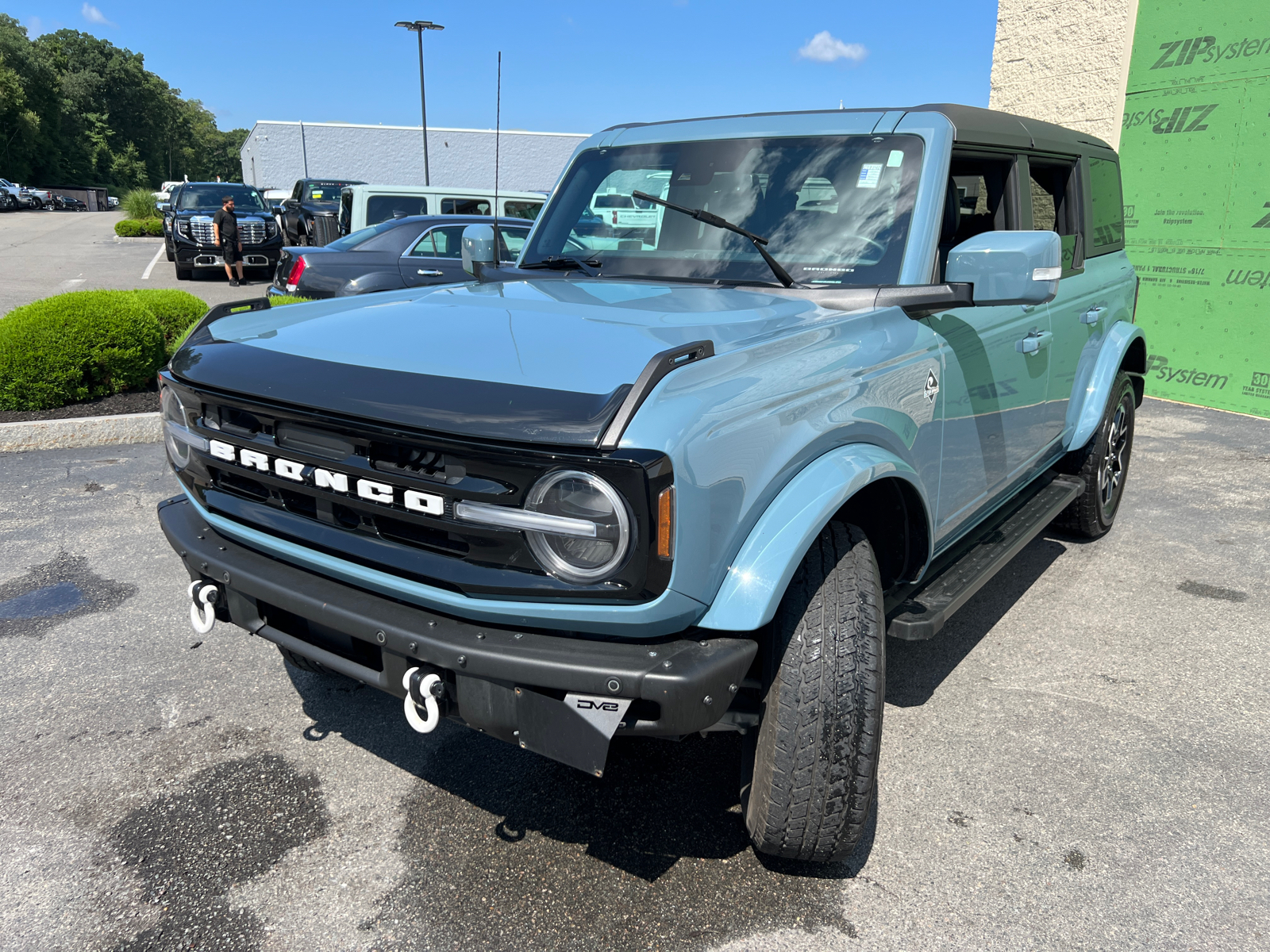 2022 Ford Bronco Outer Banks 4