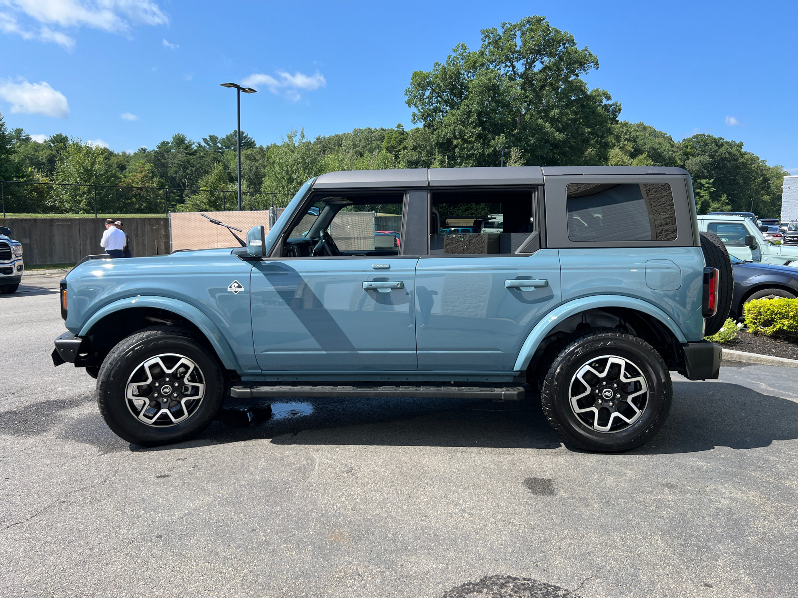 2022 Ford Bronco Outer Banks 5