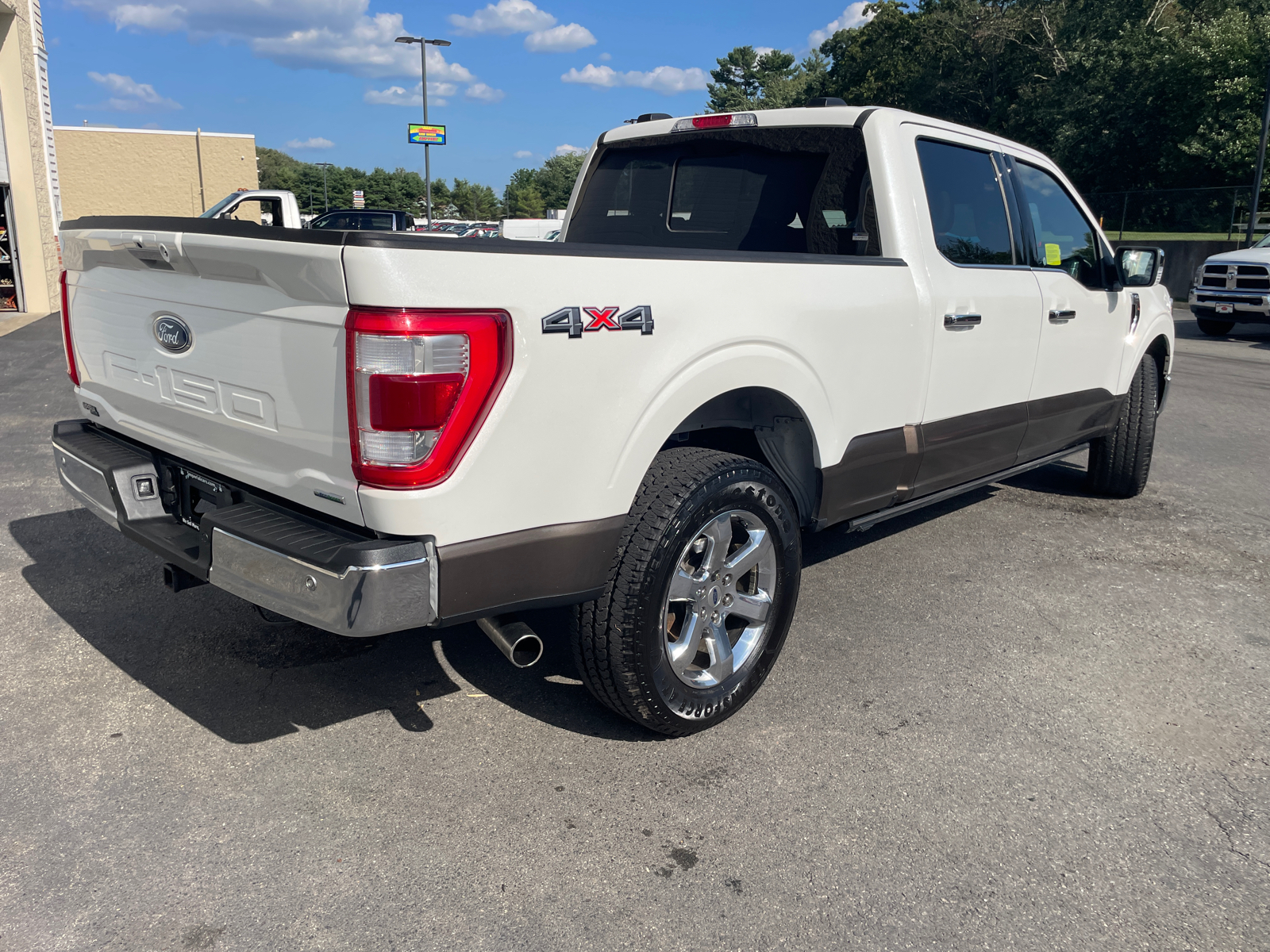 2023 Ford F-150 Lariat 13