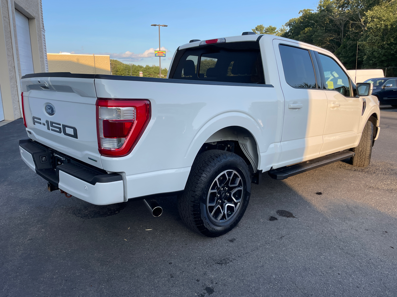 2022 Ford F-150 Lariat 13