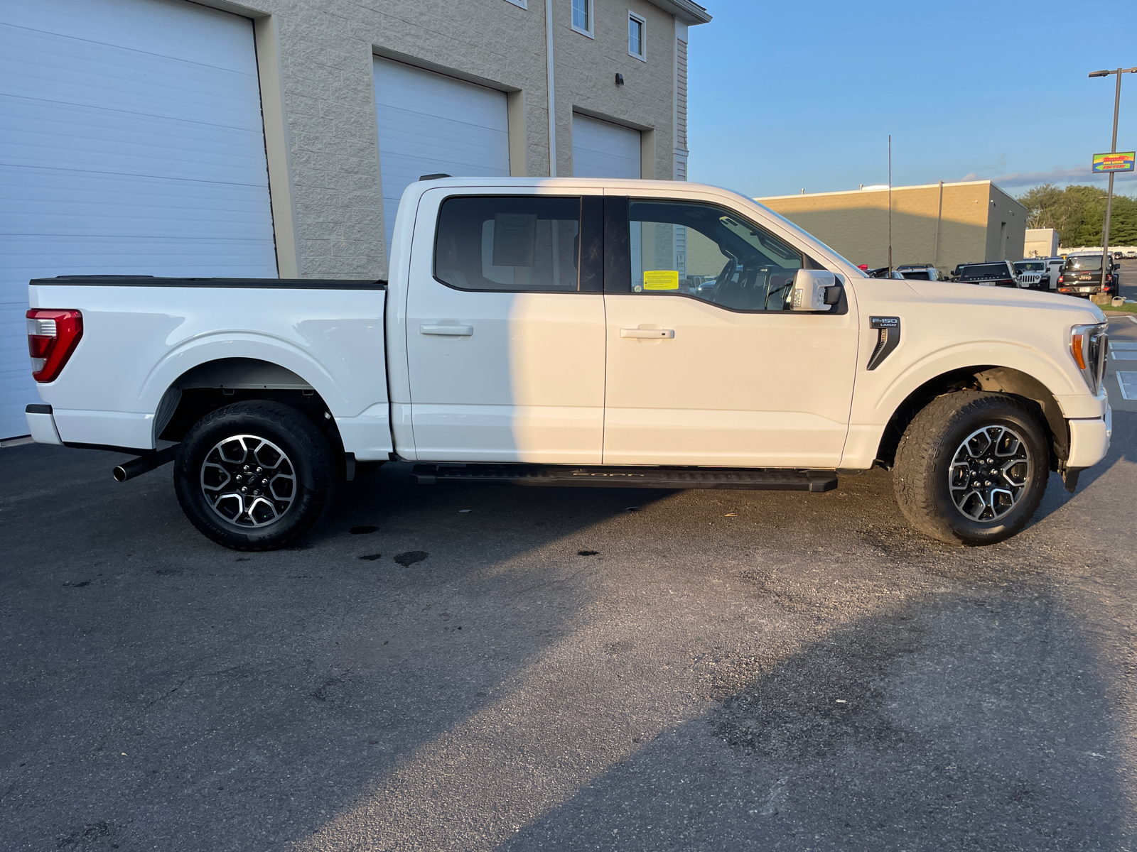 2022 Ford F-150 Lariat 14