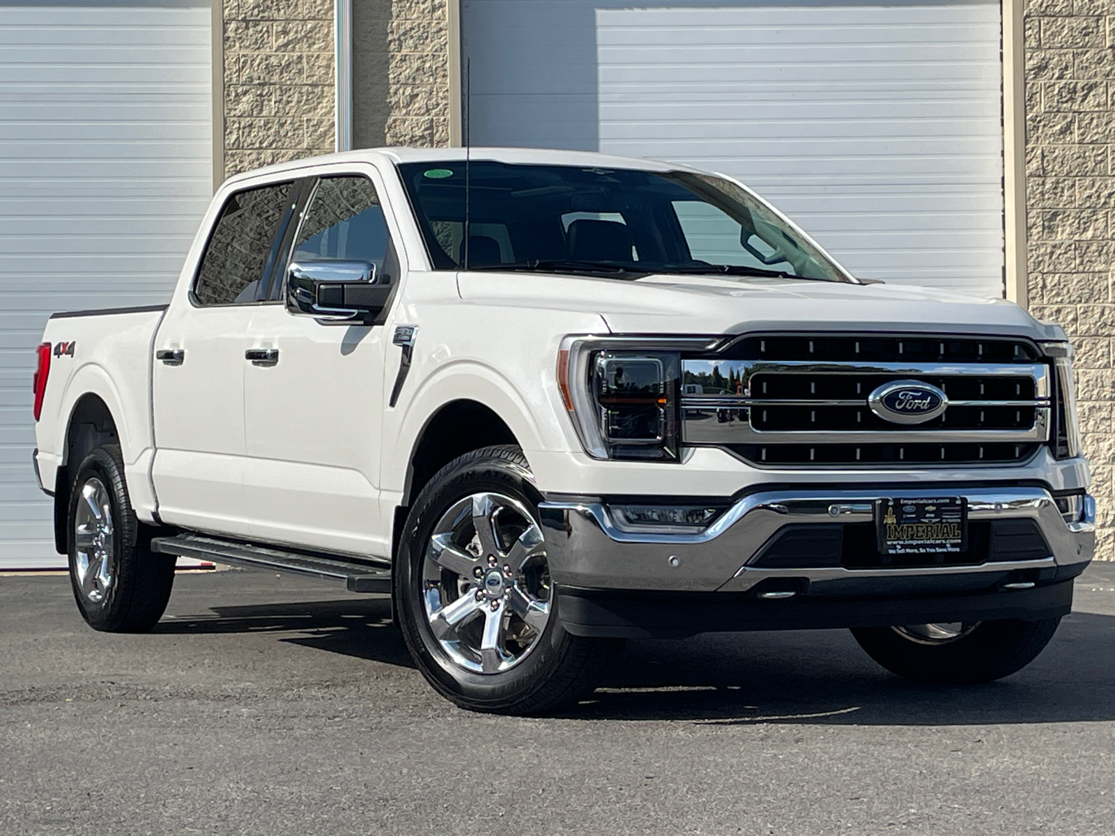 2023 Ford F-150 Lariat 2