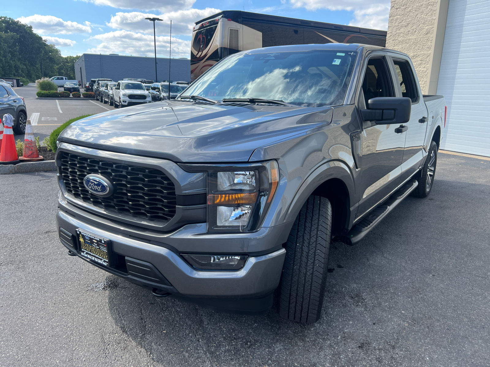 2023 Ford F-150 XL 4