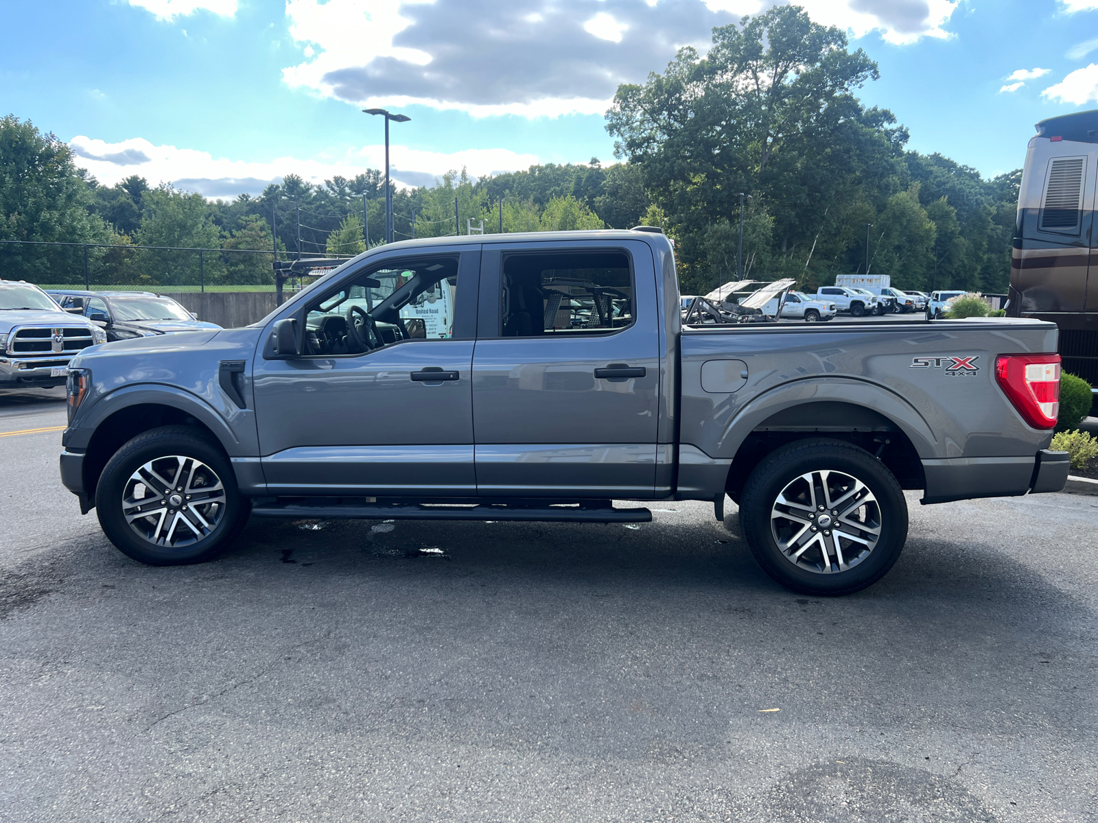 2023 Ford F-150 XL 5