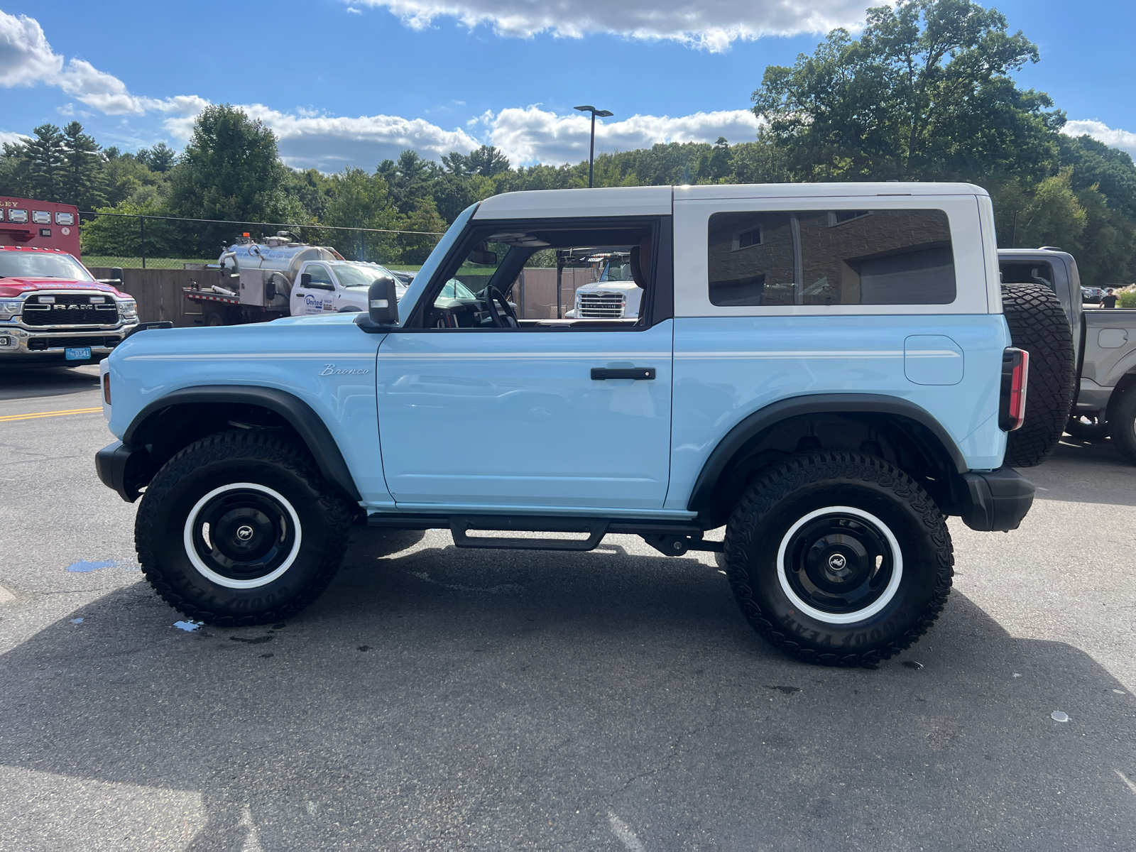 2023 Ford Bronco Heritage Limited Edition 5