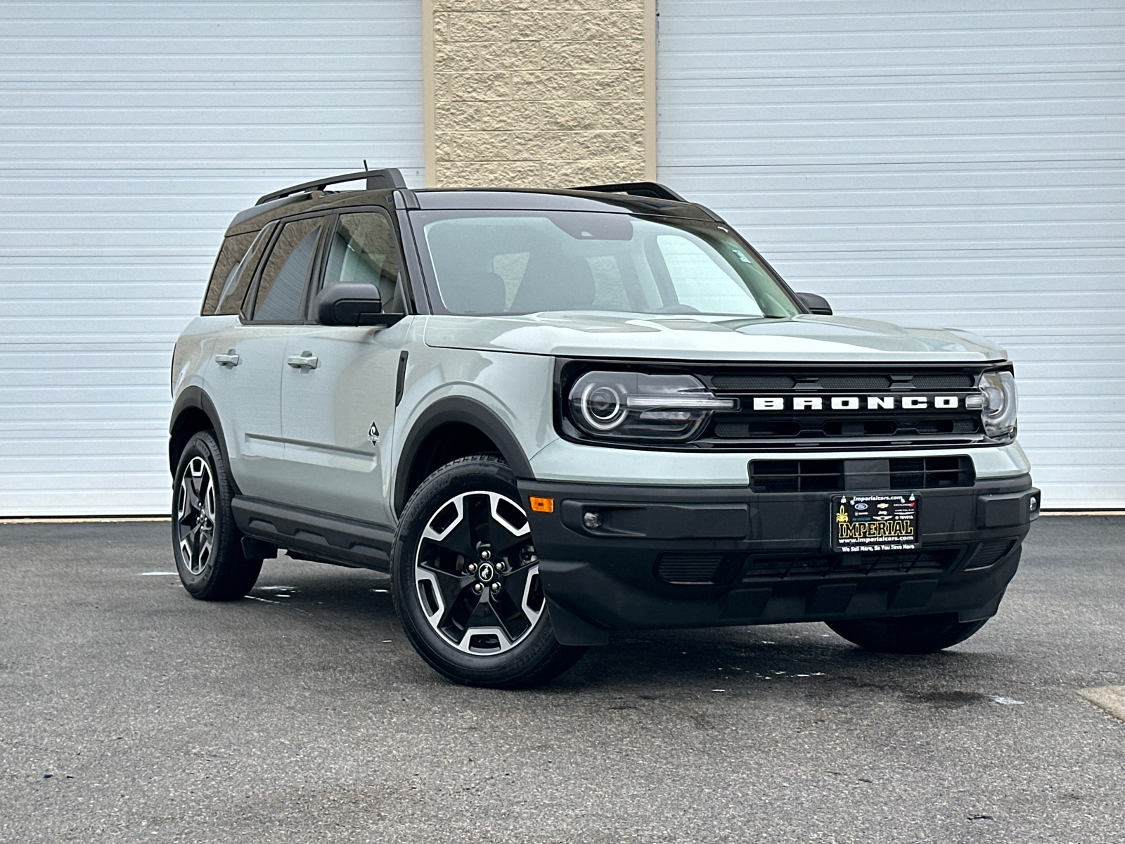 2021 Ford Bronco Sport Outer Banks 1