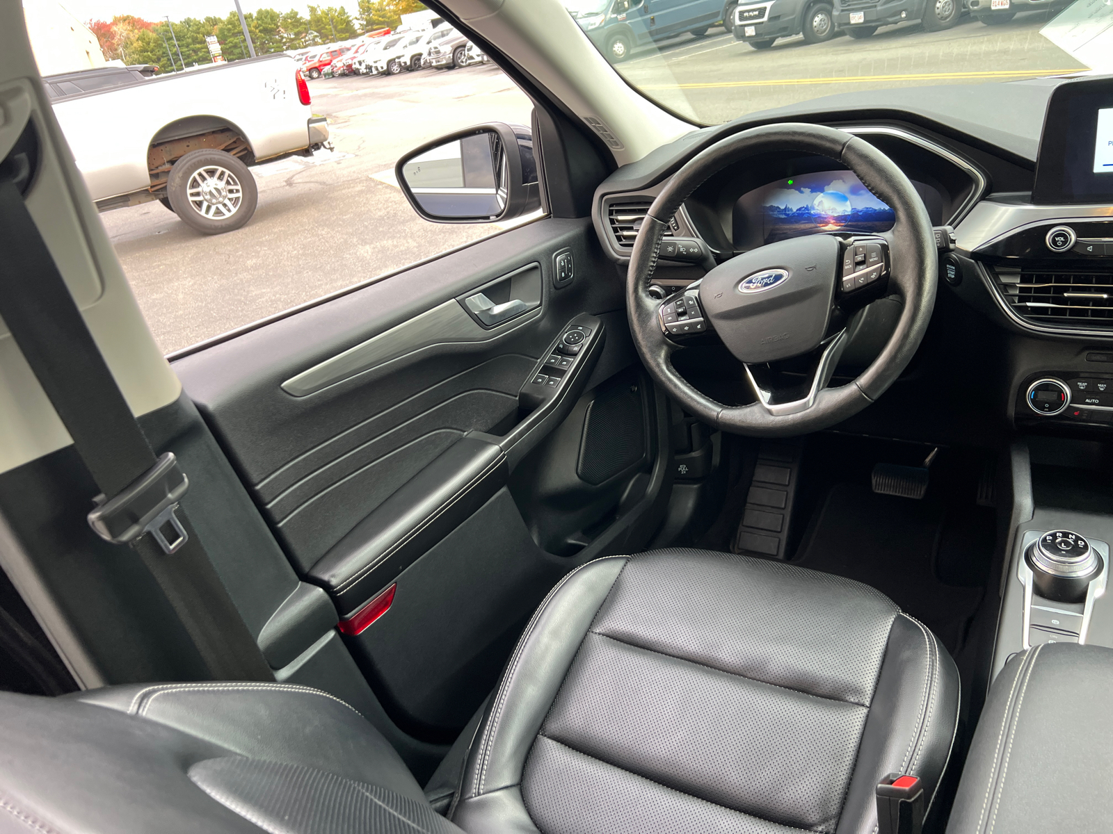 2021 Ford Escape Titanium Hybrid 16