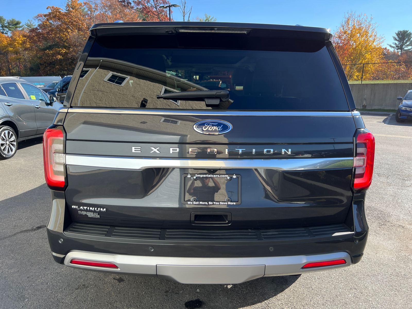 2022 Ford Expedition Platinum 8