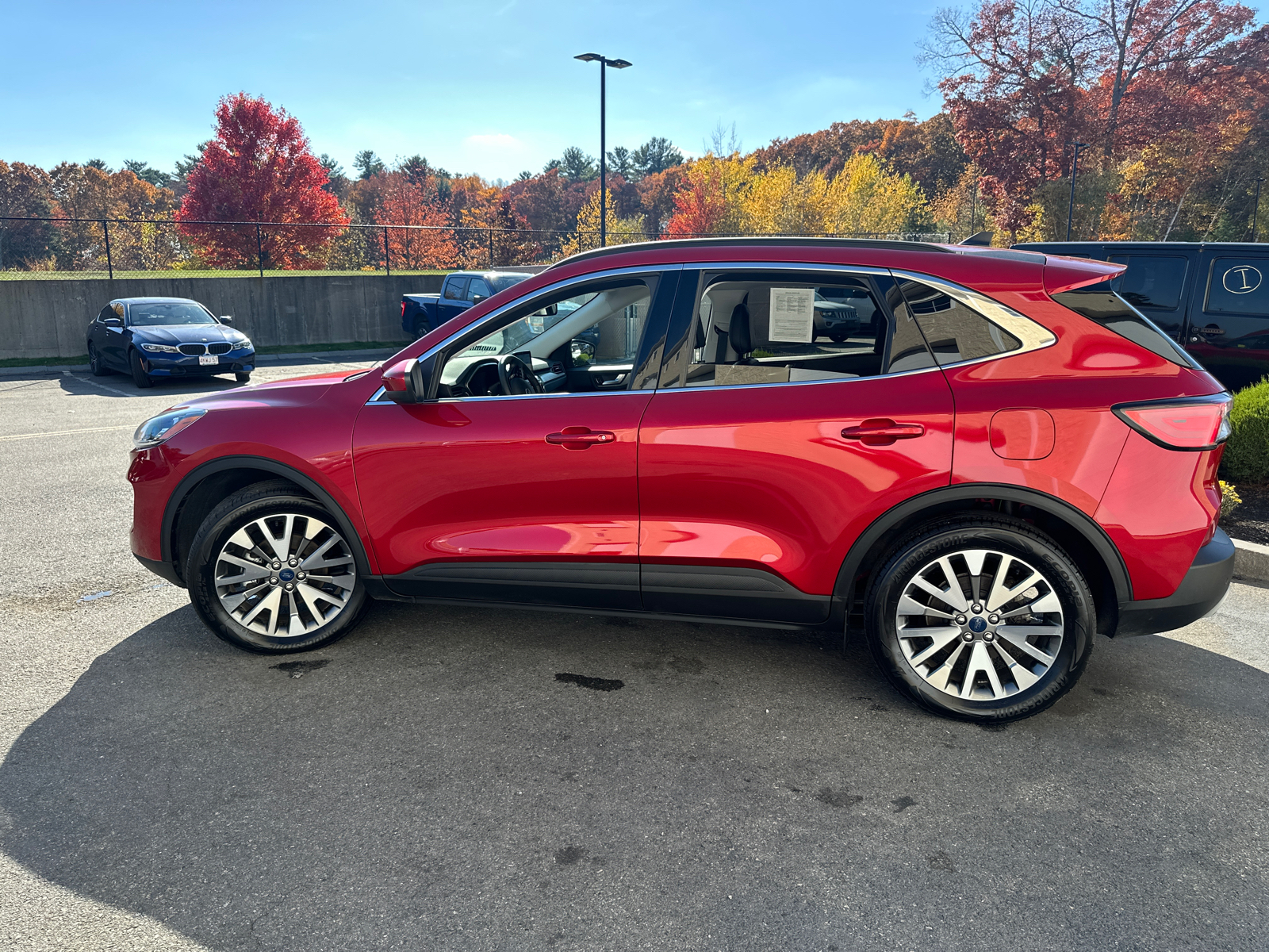 2022 Ford Escape Titanium Hybrid 5