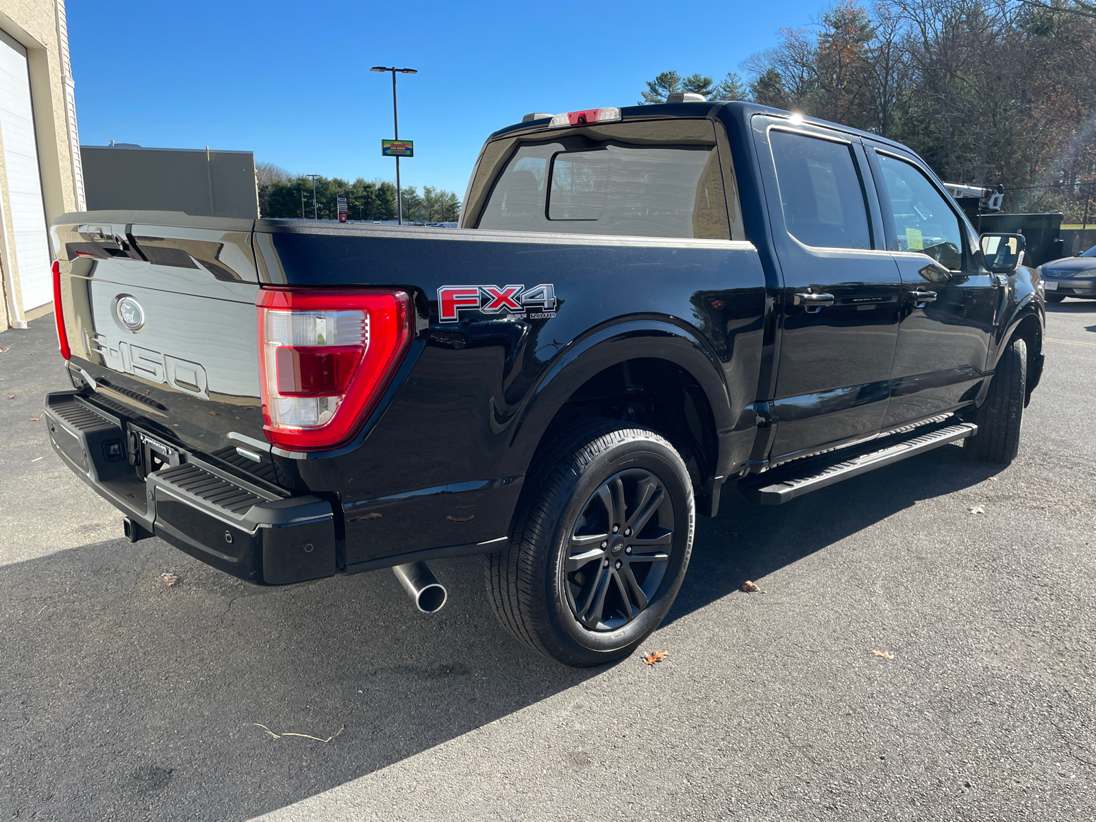 2022 Ford F-150 Lariat 13