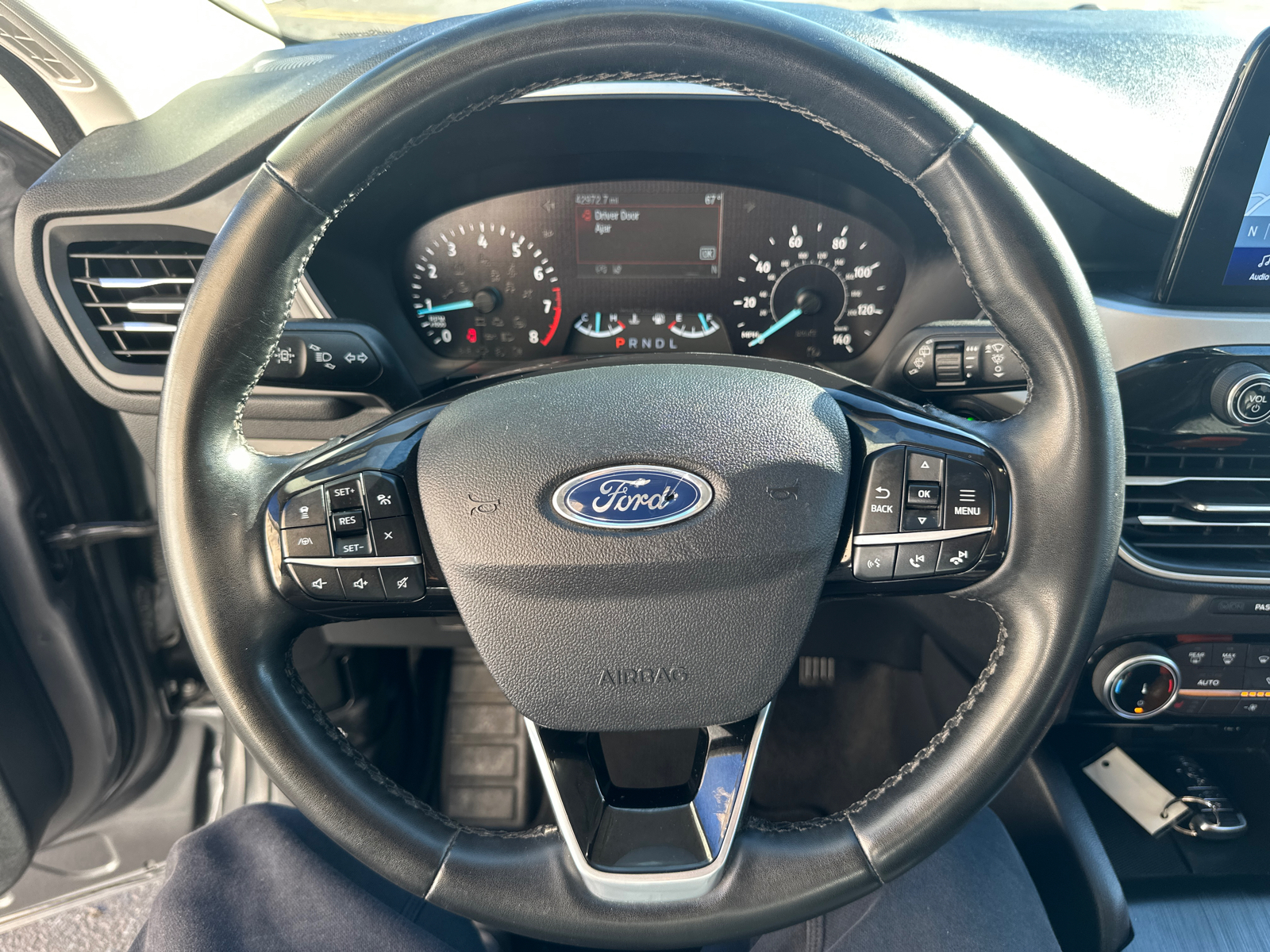 2022 Ford Escape SEL 22