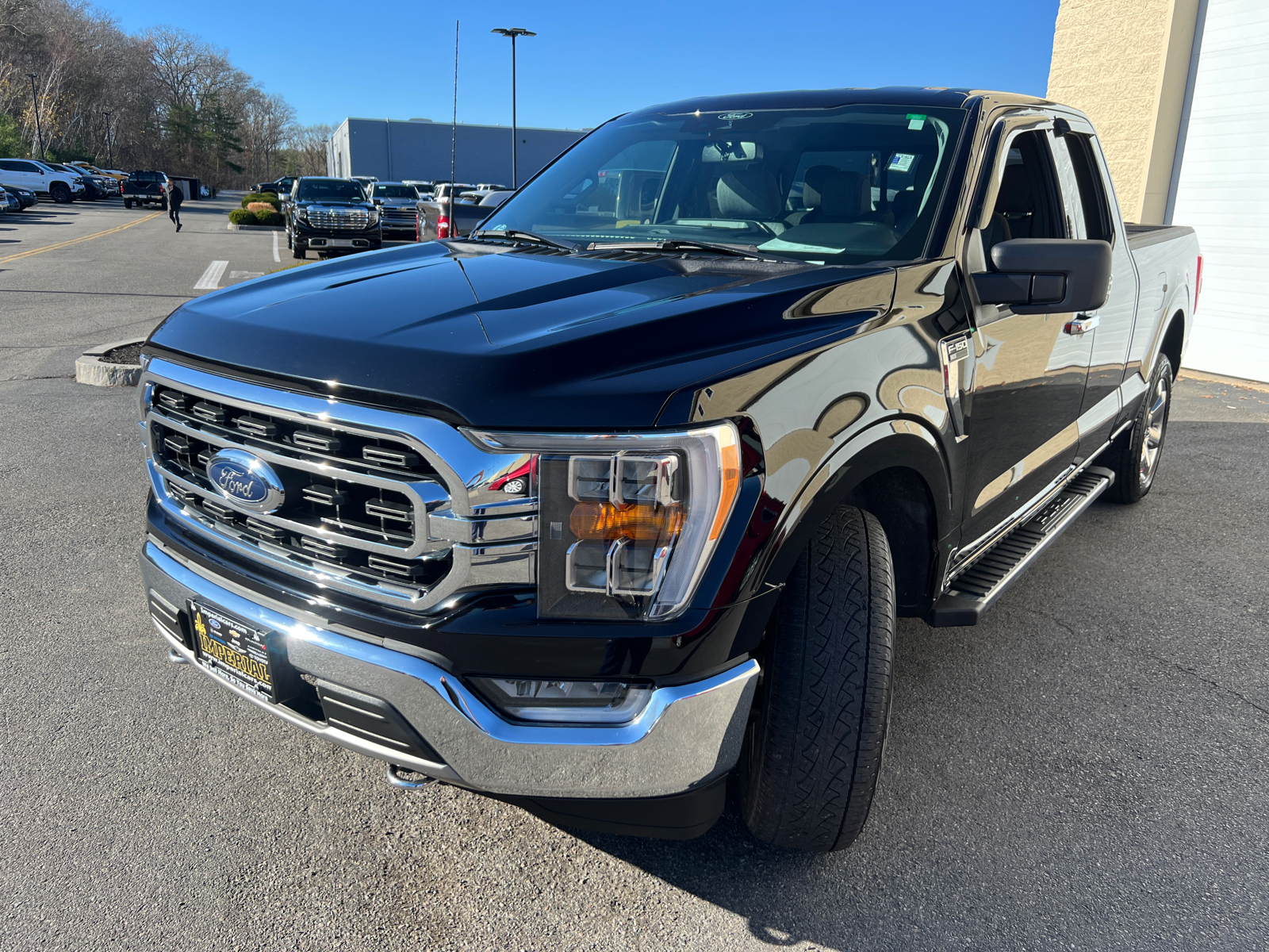 2021 Ford F-150 XLT 4