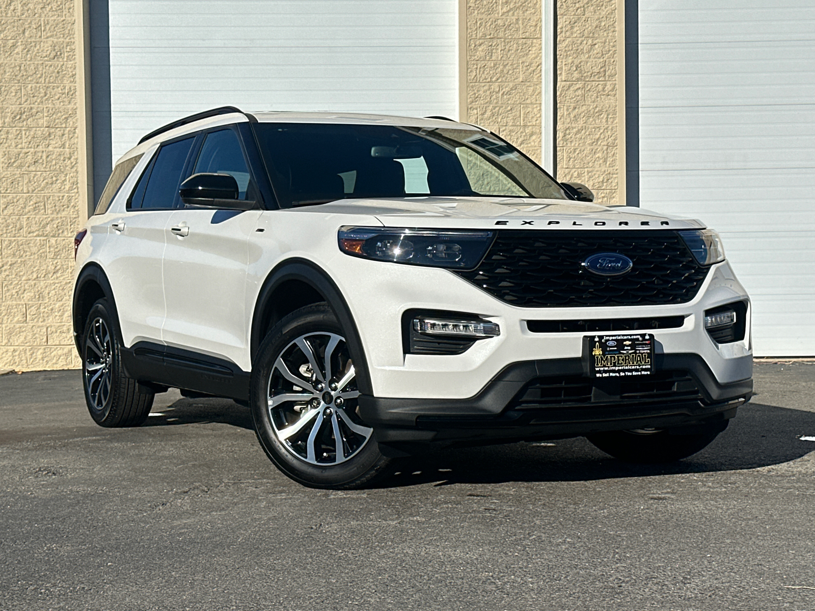 2023 Ford Explorer ST-Line 1