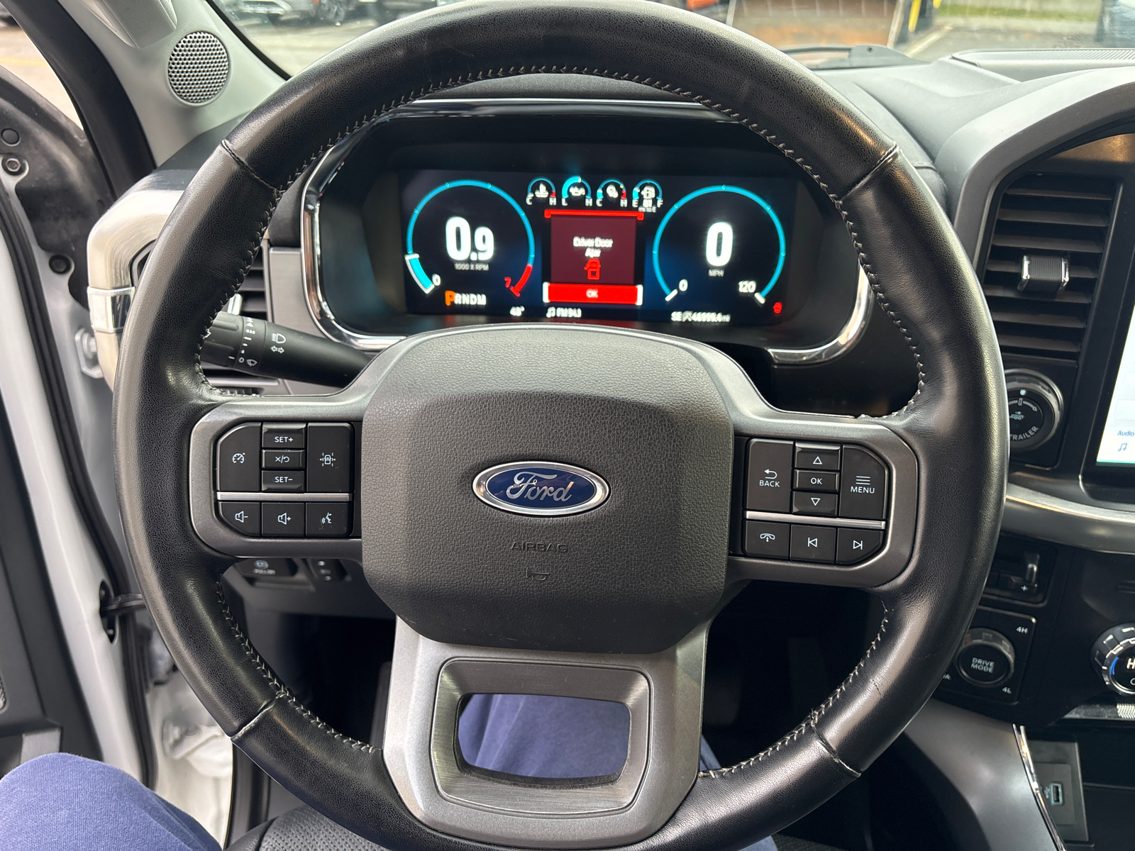 2021 Ford F-150 Lariat 23