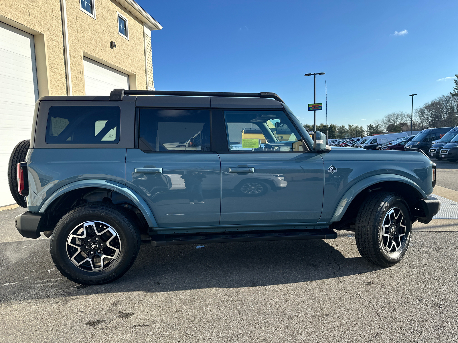 2021 Ford Bronco Outer Banks 11