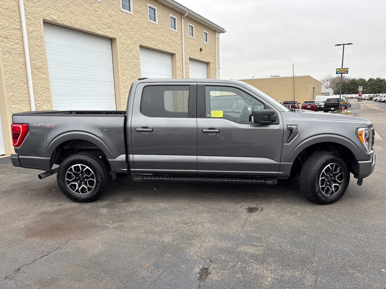 2022 Ford F-150 XLT 11