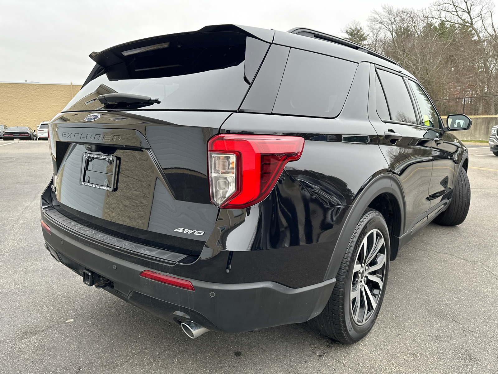 2023 Ford Explorer ST-Line 10