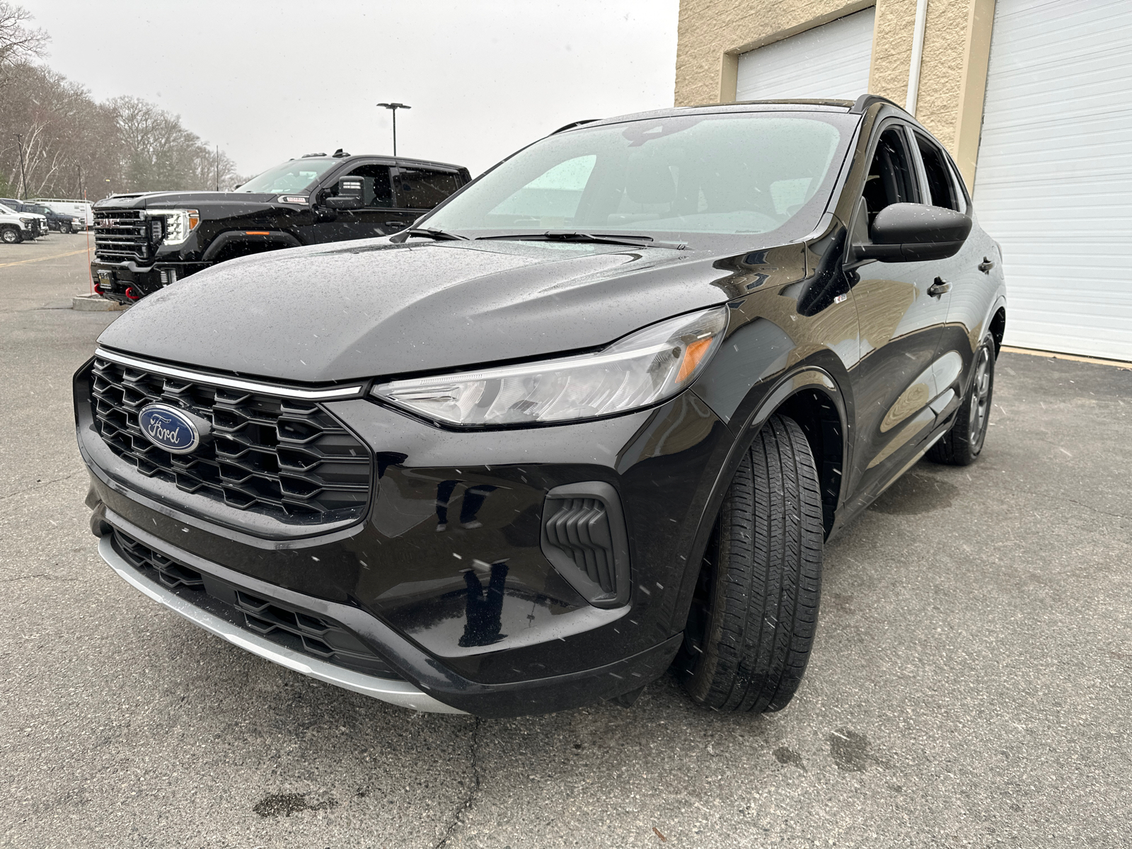 2023 Ford Escape  4