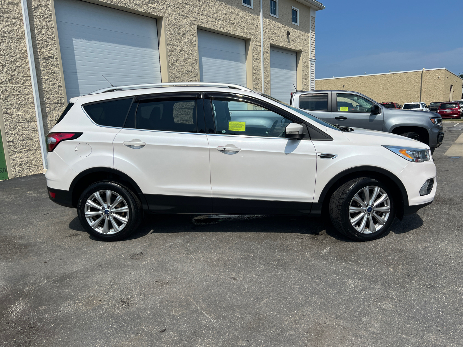 2017 Ford Escape  11