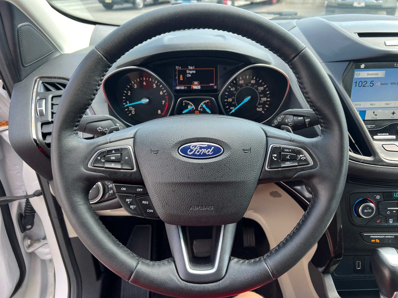 2017 Ford Escape  23