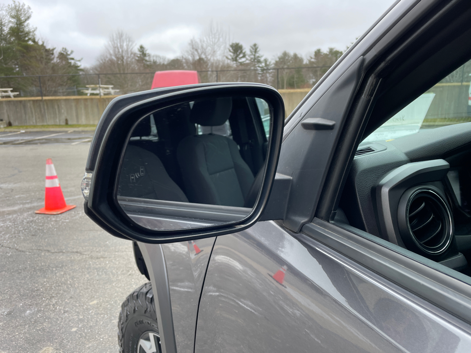 2018 Toyota Tacoma TRD Off-Road 6
