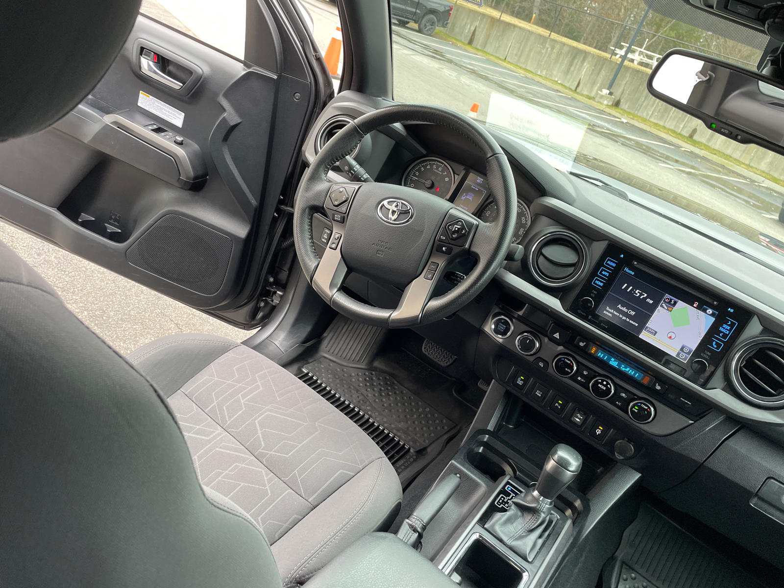2018 Toyota Tacoma TRD Off-Road 18