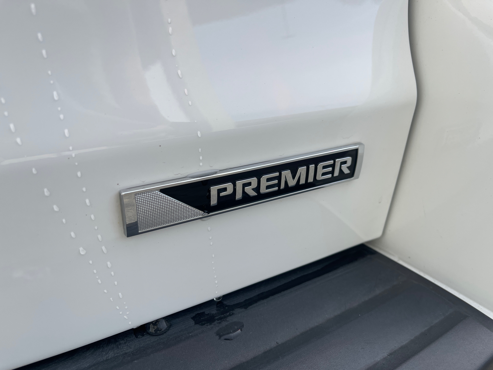 2018 Chevrolet Tahoe Premier 12