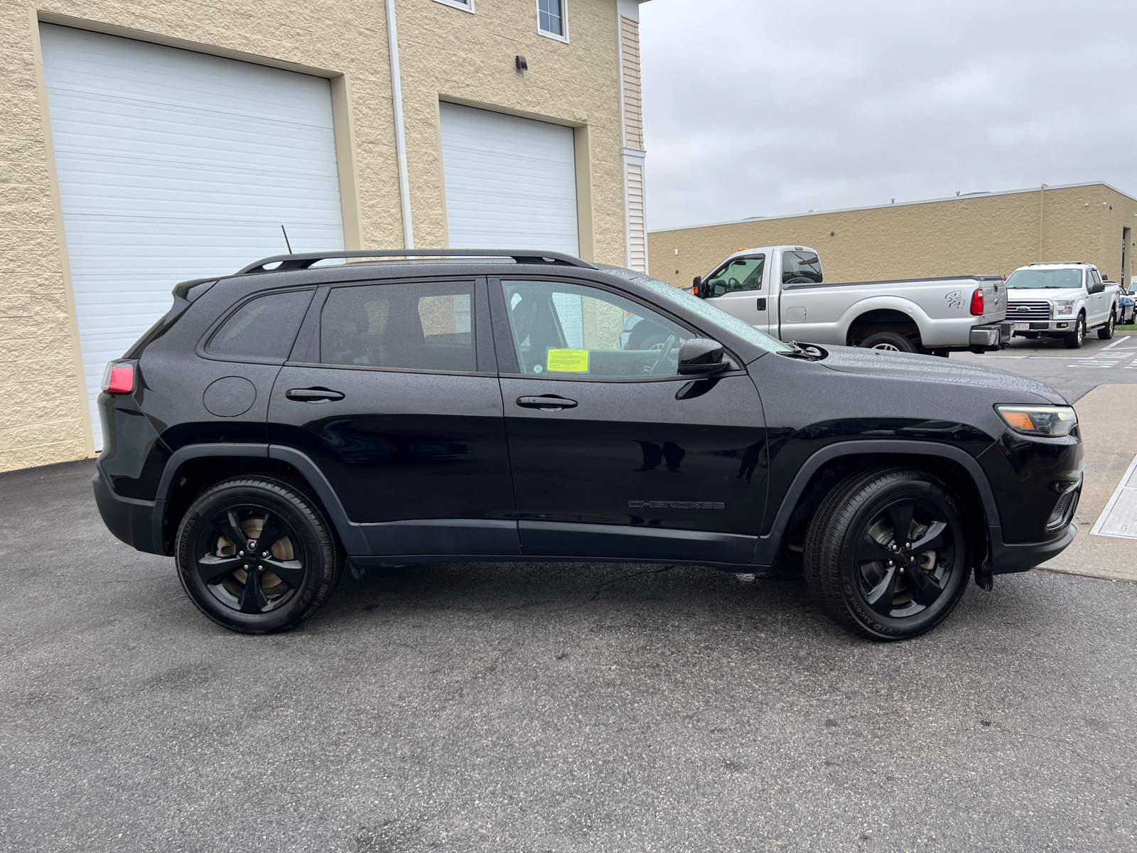 2019 Jeep Cherokee Latitude Plus 11