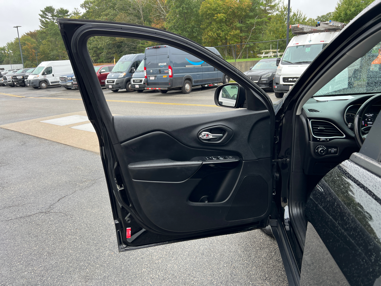 2019 Jeep Cherokee Latitude Plus 18