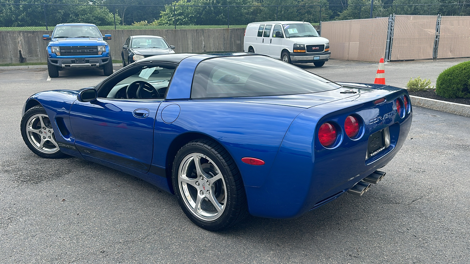 2002 Chevrolet Corvette Base 6